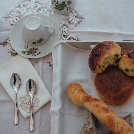Alojamento de Acomodação e Pequeno-almoço Vico Sferracavalli Lecce