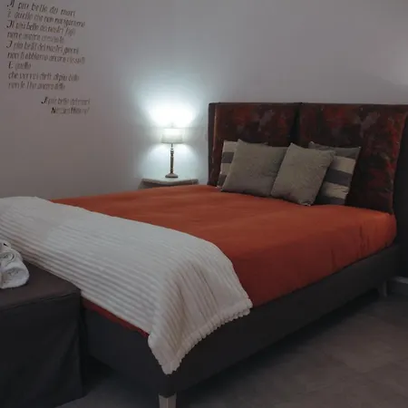 Vico Sferracavalli Bed & Breakfast Lecce