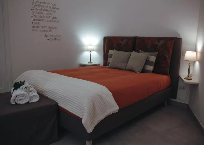 Vico Sferracavalli Couette-café Lecce